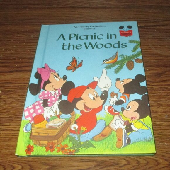 Walt Disney's A Picnic in the Woods (Disney's Wonderful World of Reading, 1983) - Picture 1 of 3